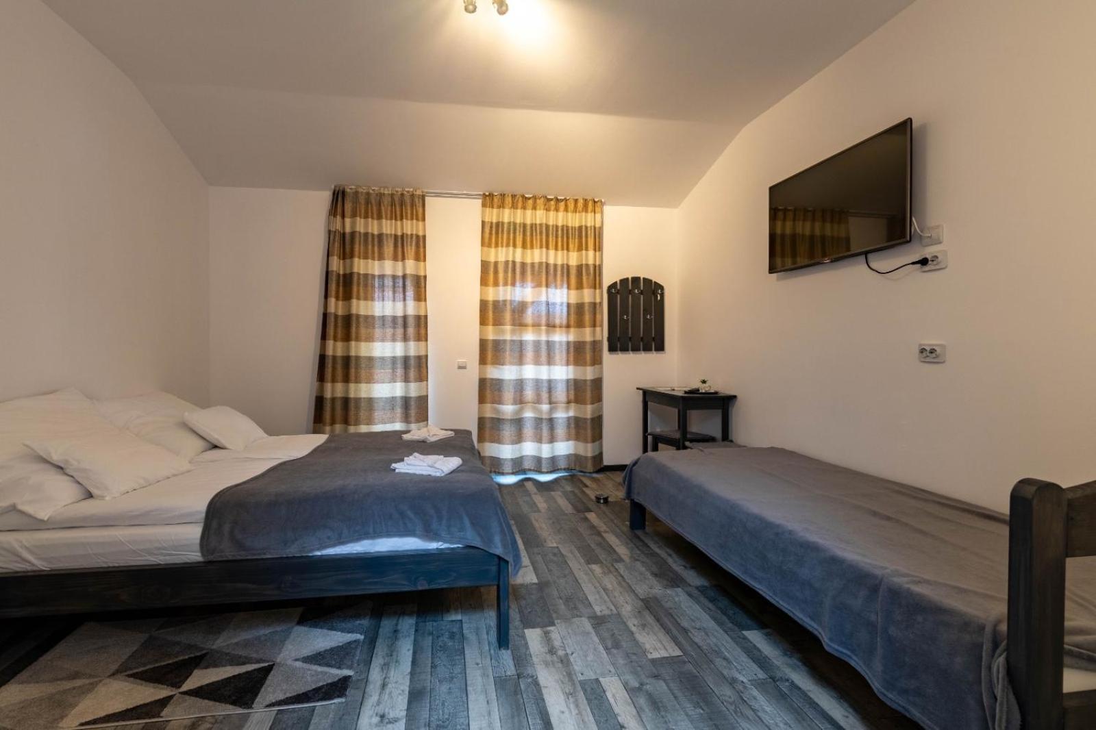 Happy Nest Otel Luna de Sus  Dış mekan fotoğraf